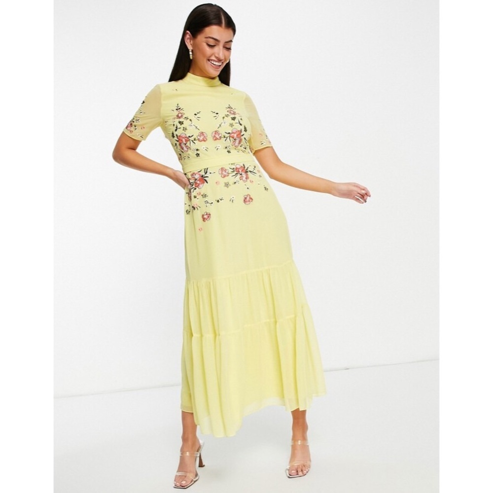 Hope & Ivy Embroidered Maxi Dress in Yellow